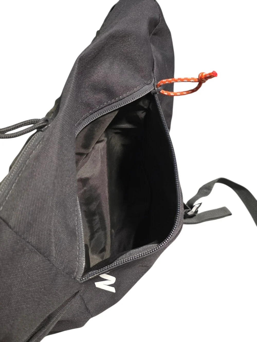 Quechua EUC Arpenaz 10 Hiking Rucksack Backpack In Black